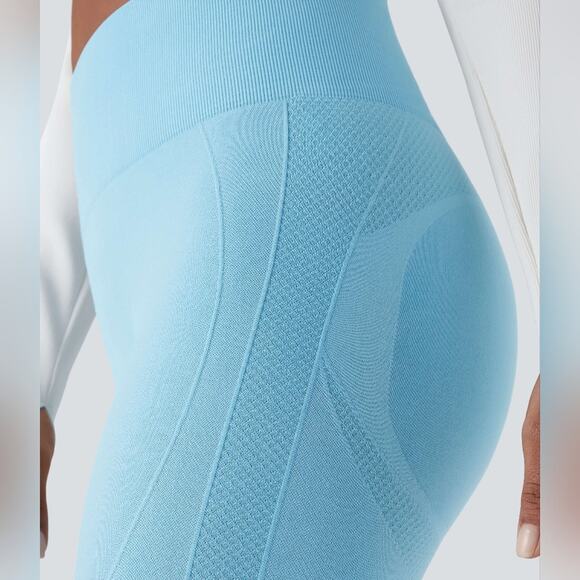 New Halara Seamless Leggings Size Medium - Picture 3 of 10